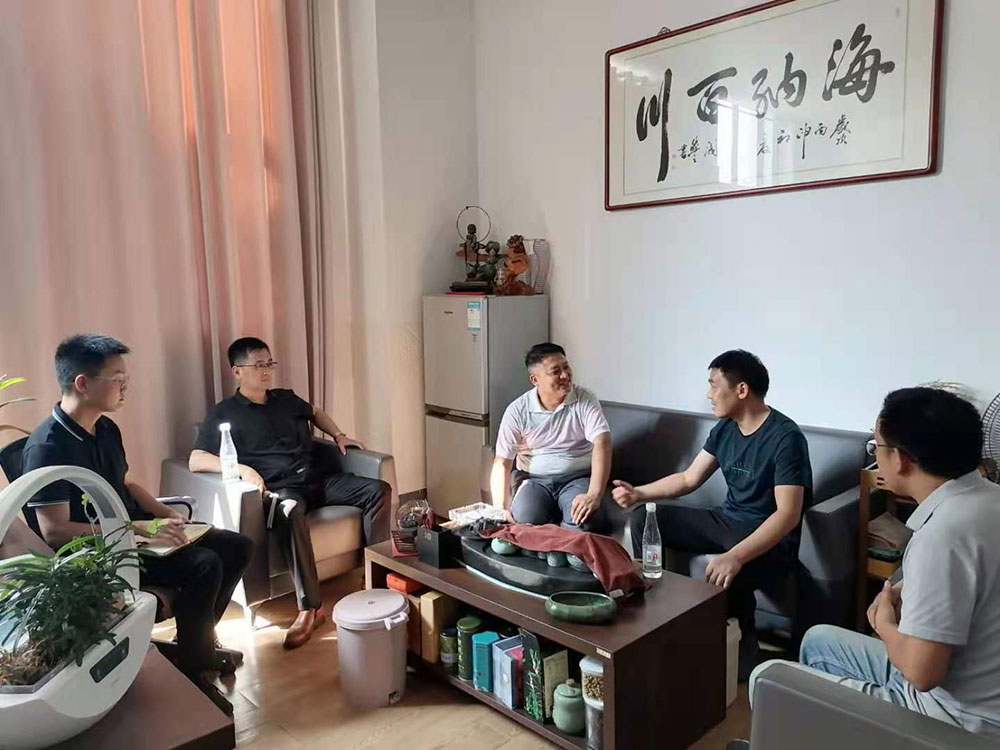 國資運(yùn)營公司走訪九龍園區(qū)企業(yè)，服務(wù)重點(diǎn)項(xiàng)目發(fā)展