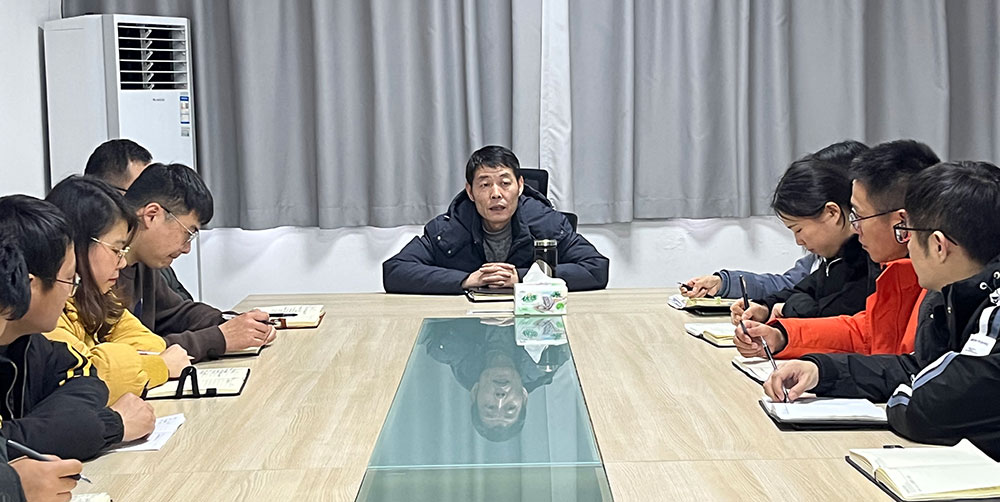 聚焦公司發(fā)展，共謀提升路徑 屯溪城建投公司召開2022年度全體員工大會(huì)